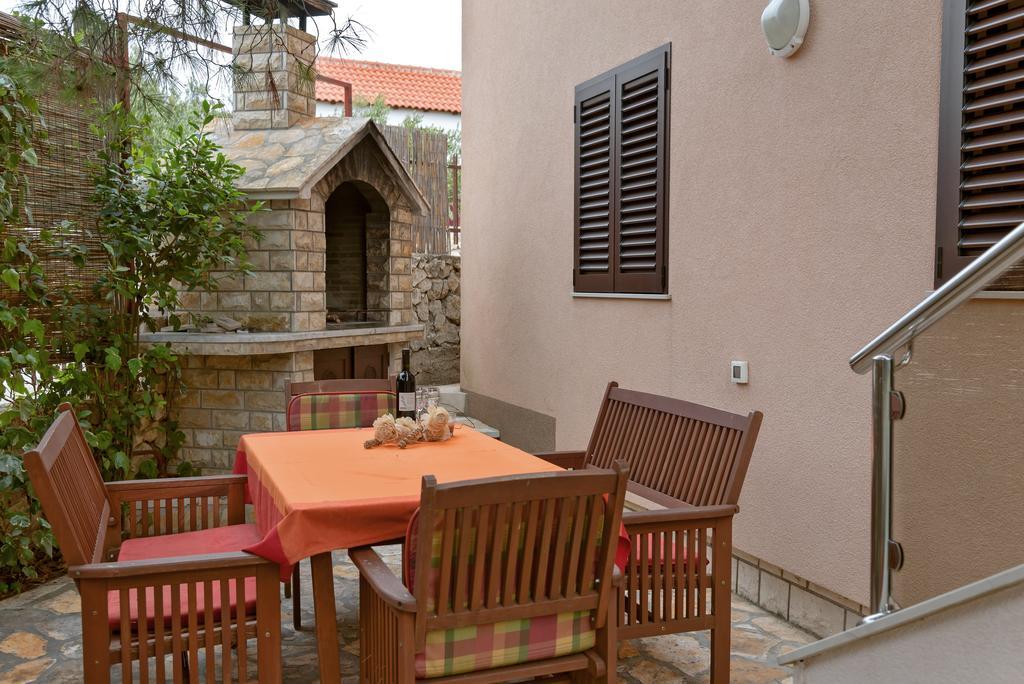Apartman Zlatka Zečevo Eksteriør billede
