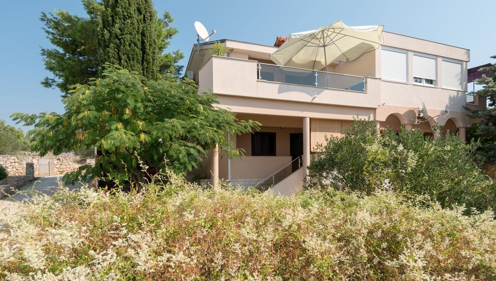 Apartman Zlatka Zečevo Eksteriør billede